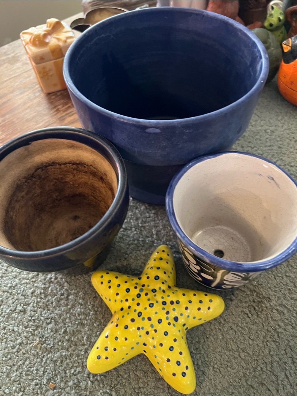 Vintage lot 4 Deep Purple planters and hand painted starfish No chips